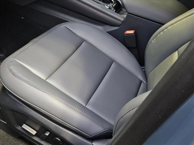 New 2026 Ford Explorer Active w/ Active Comfort Package image 4