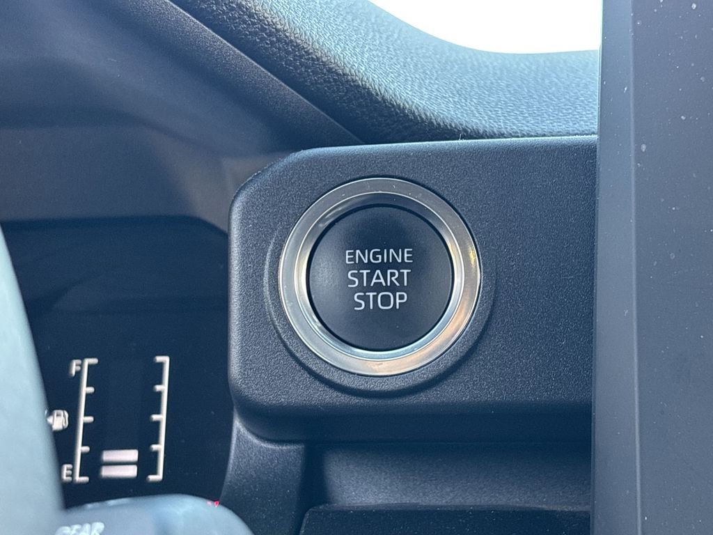 Used 2025 Toyota 4Runner SR5 image 17