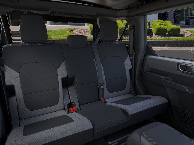 Used 2025 Ford Bronco Big Bend image 11