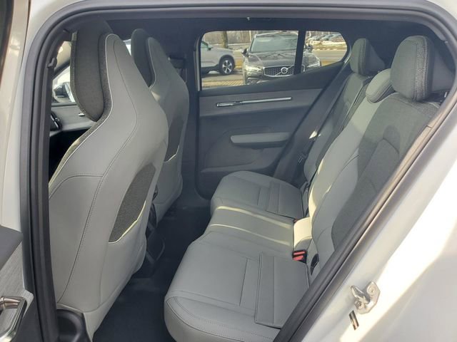 New 2026 Volvo EX30 Plus w/ Protection Package Premier AWD/4WD image 21