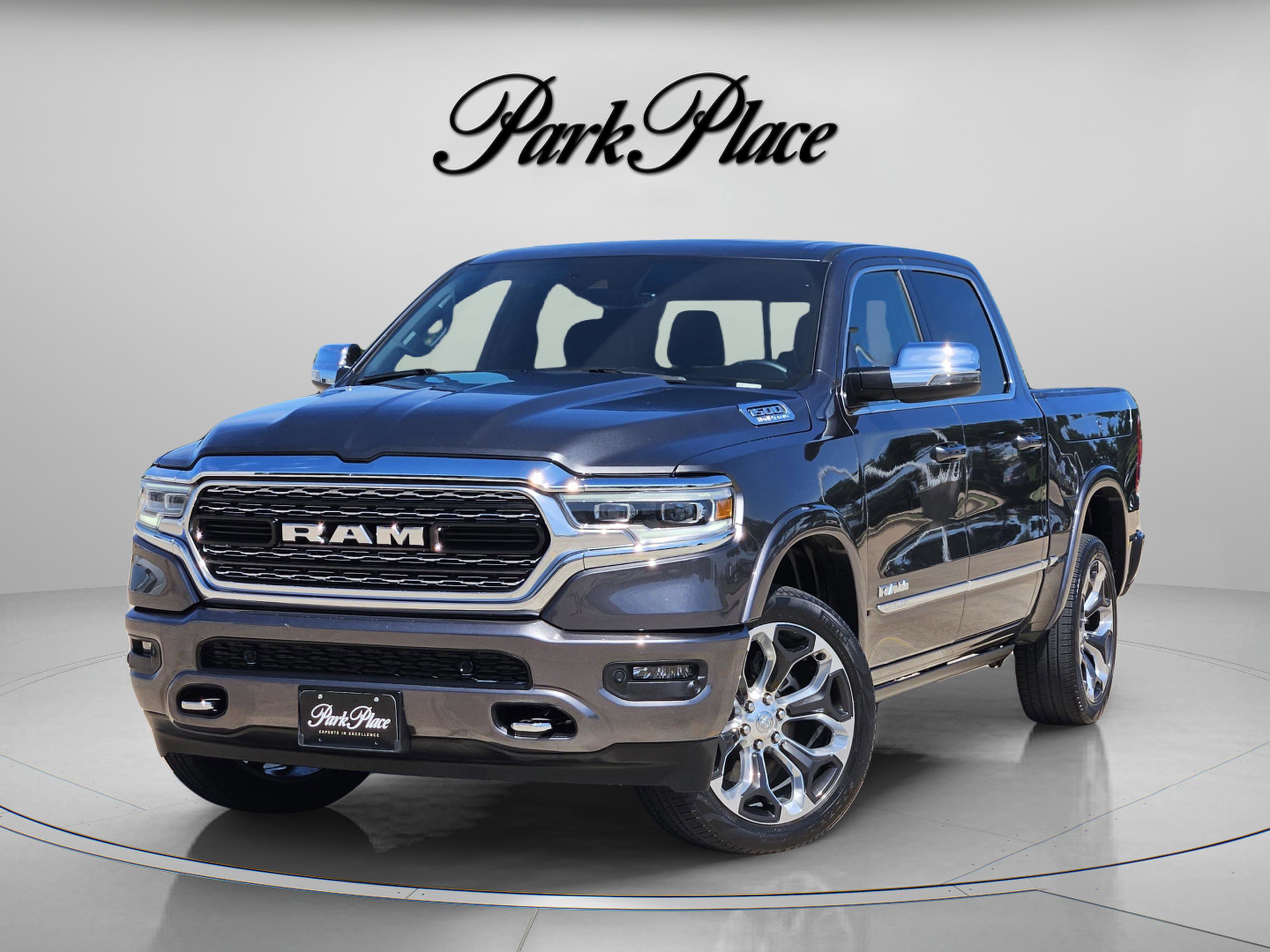 Used 2023 RAM 1500 Limited w/ Body Color Bumper Group