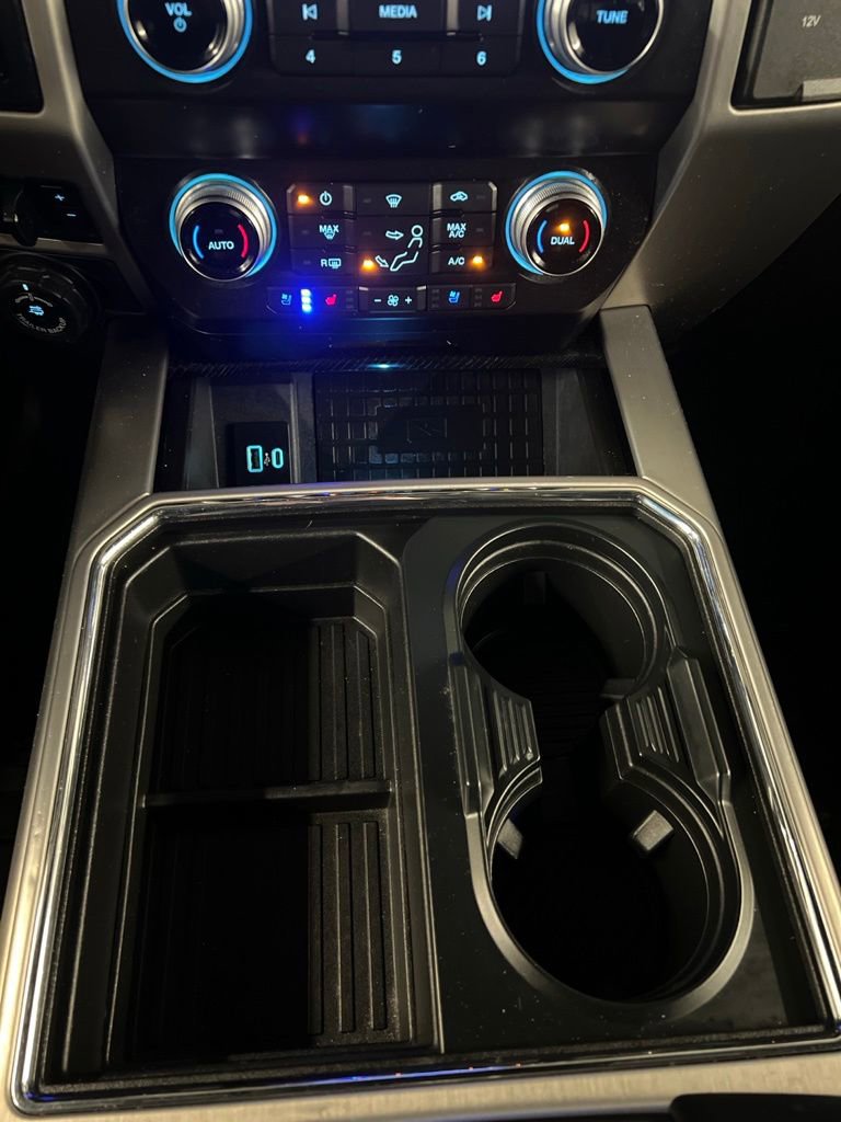 Used 2021 Ford F350 Platinum AWD/4WD image 11