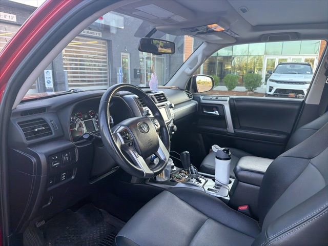 Used 2019 Toyota 4Runner SR5 Premium image 14