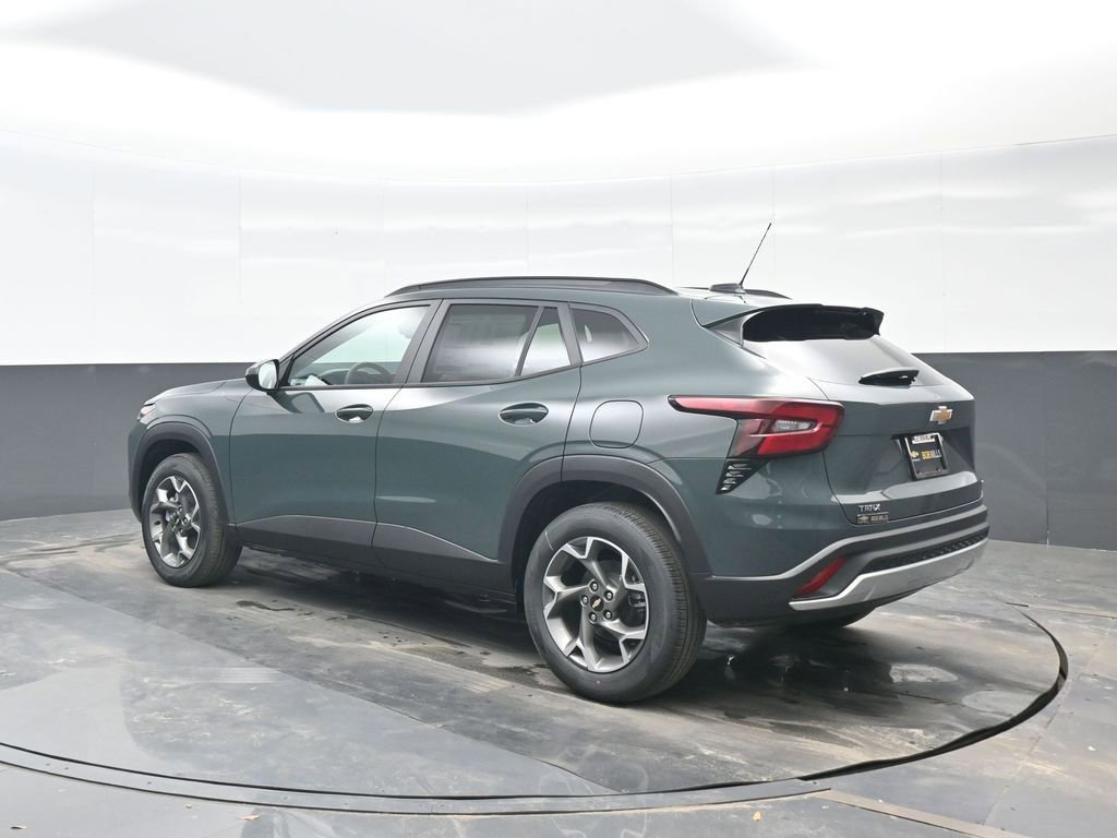 New 2026 Chevrolet Trax LT w/ Sunroof Package image 4