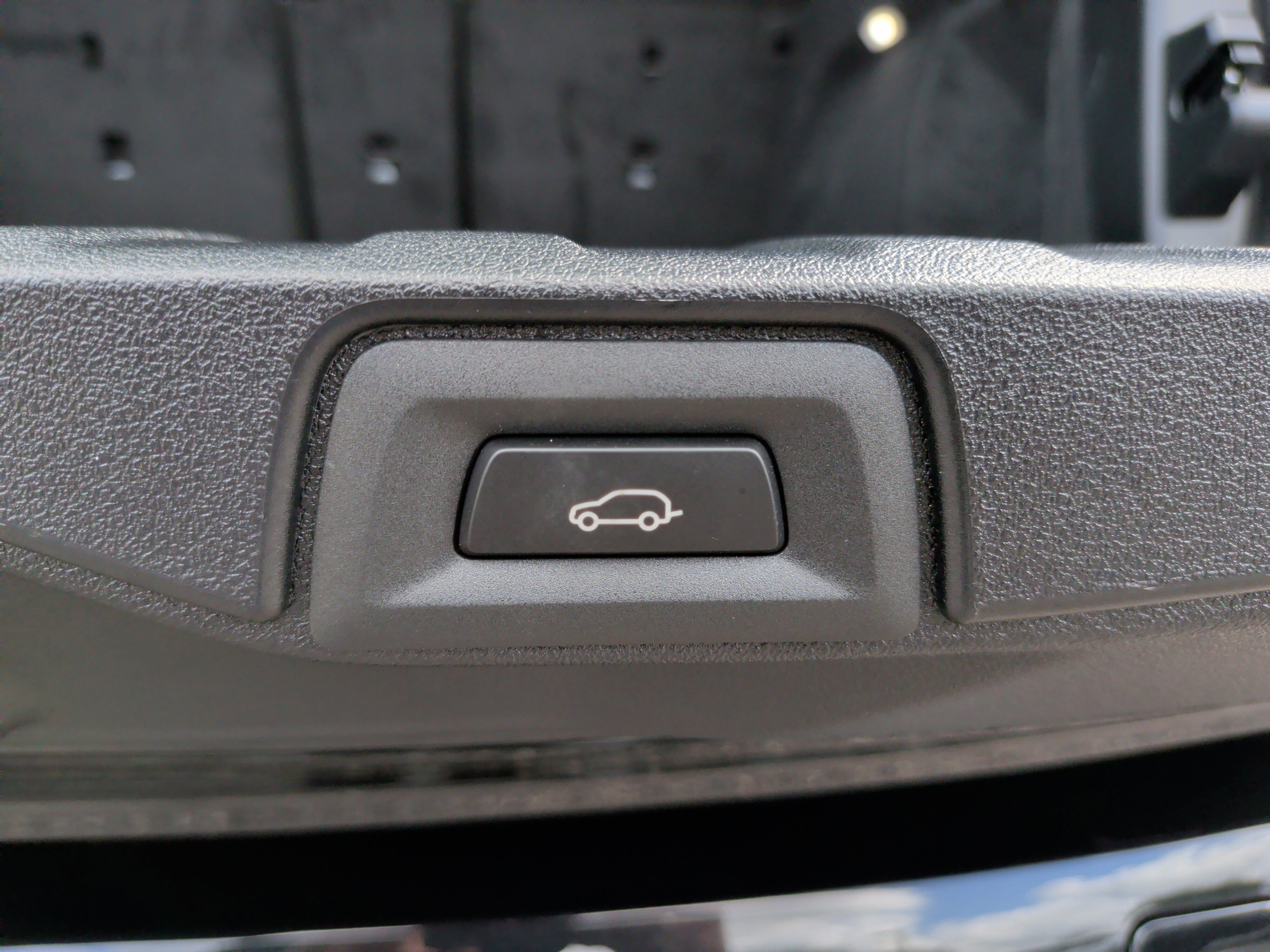 Used 2026 BMW X5 M Competition w/ Executive Package image 43