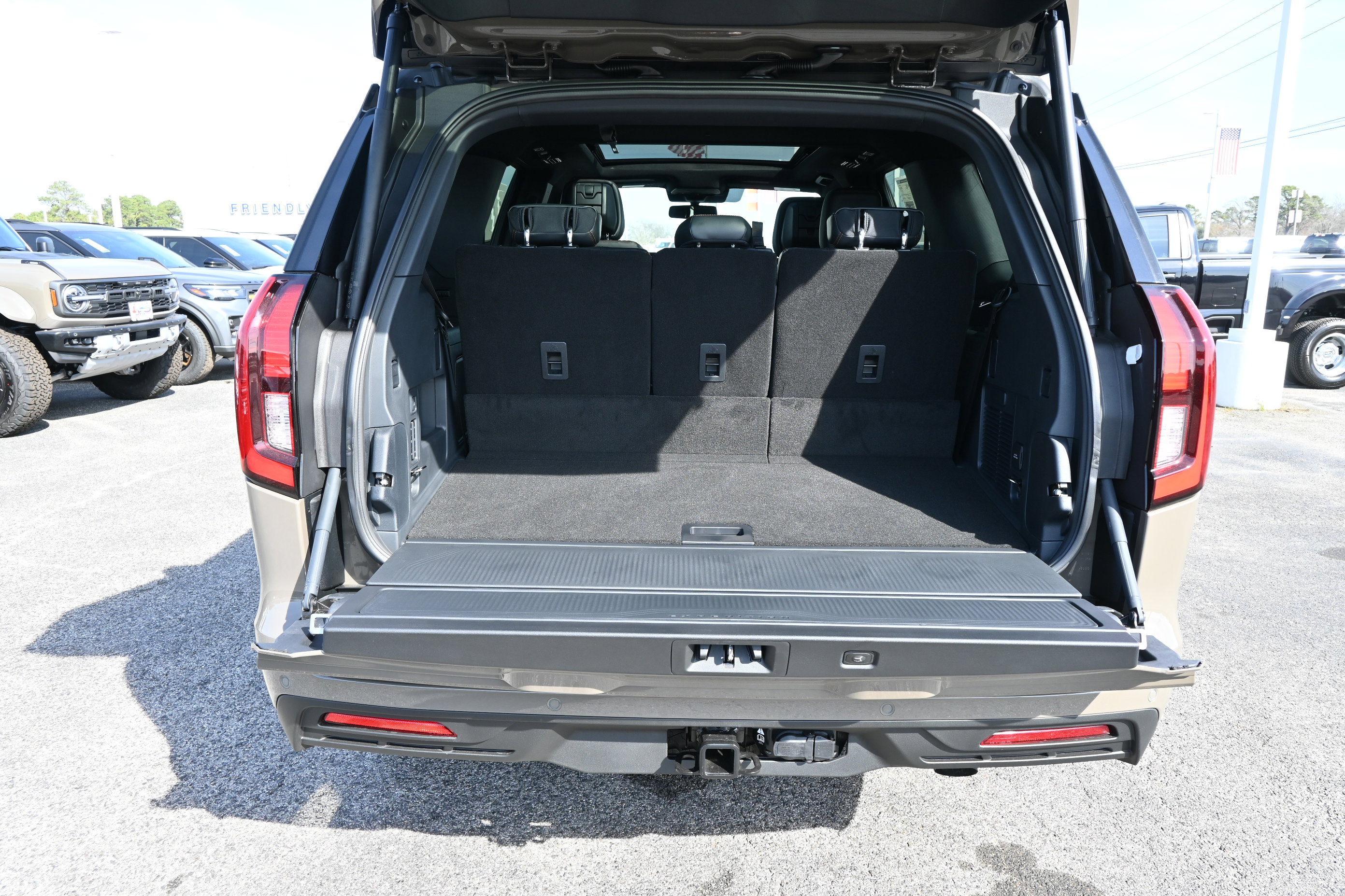 New 2026 Ford Expedition Tremor image 6