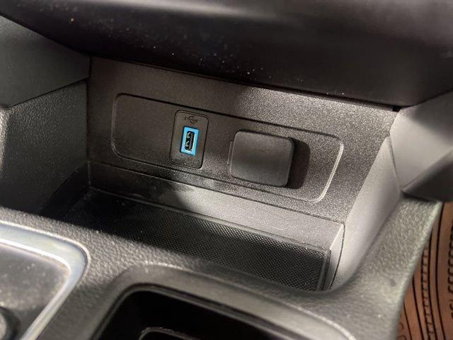 Used 2019 Ford Escape SE image 24