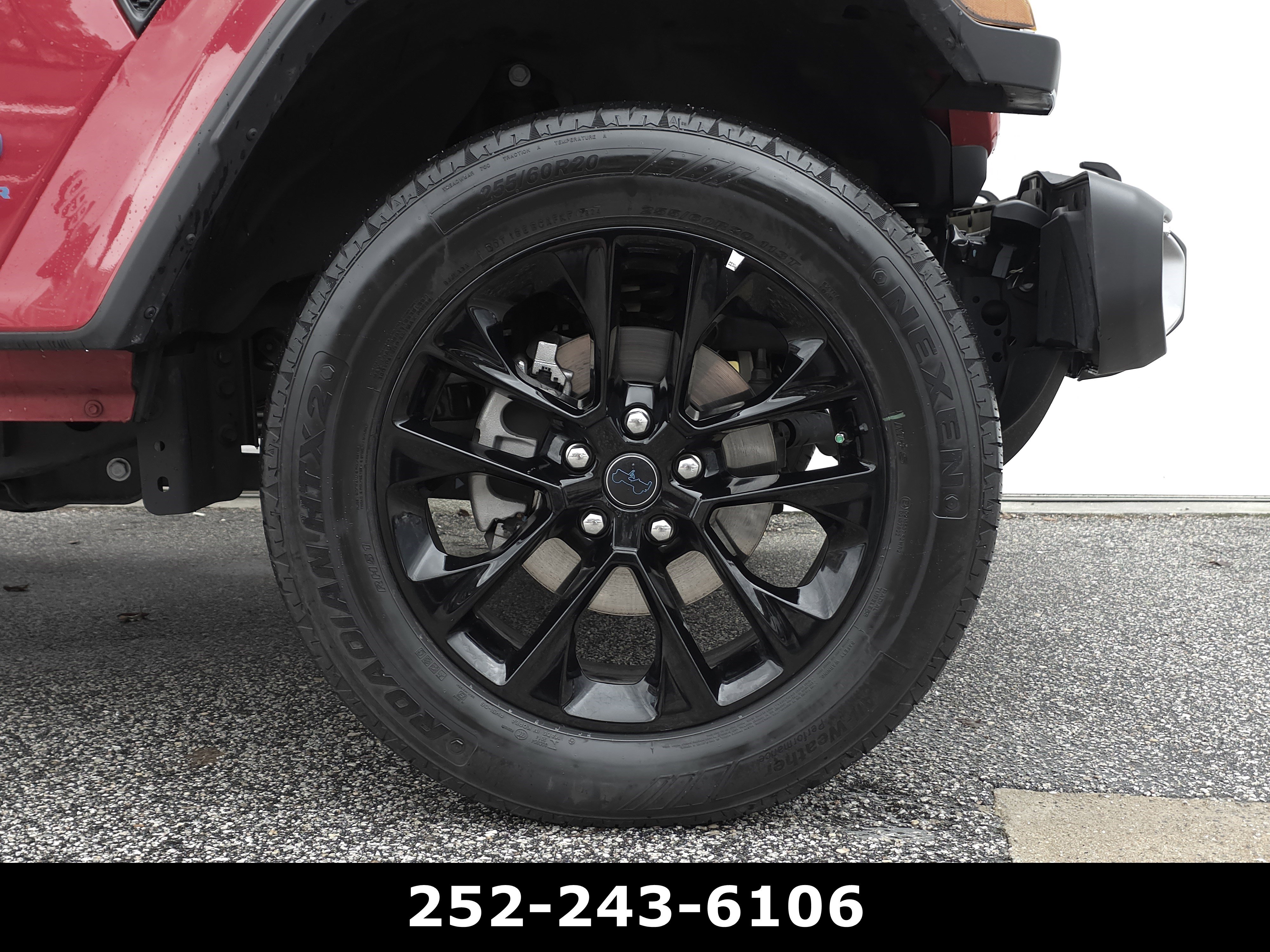 Used 2025 Jeep Wrangler Sahara w/ Safety Group image 46