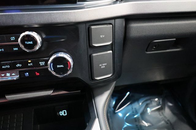 Used 2024 Ford F450 Platinum AWD/4WD image 96