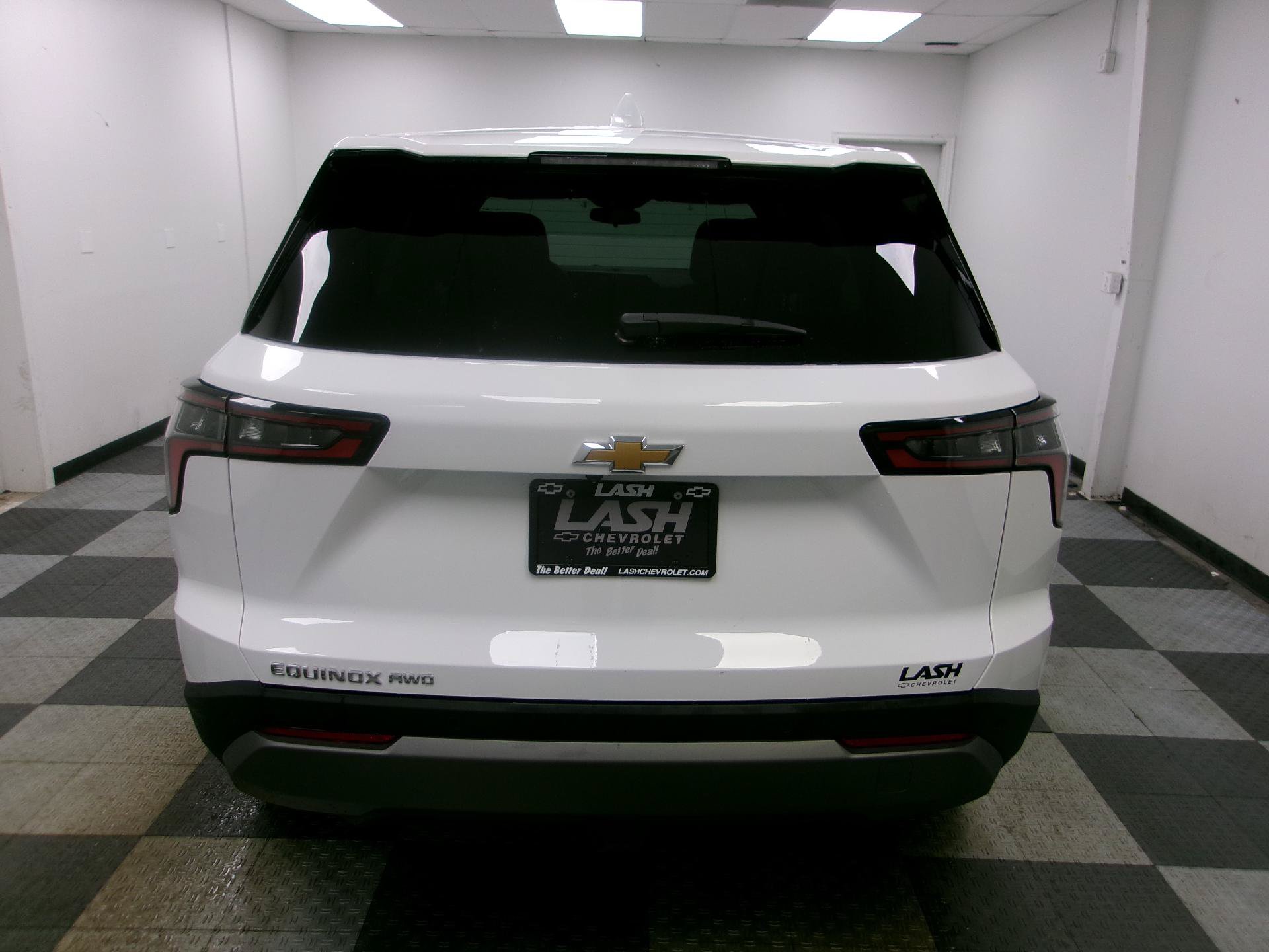 New 2026 Chevrolet Equinox LT AWD/4WD image 5