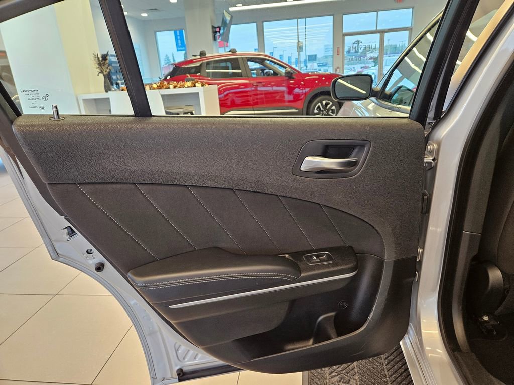 Used 2023 Dodge Charger SXT image 26