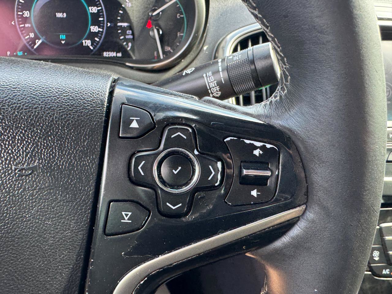 Used 2014 Buick LaCrosse Leather FWD image 31
