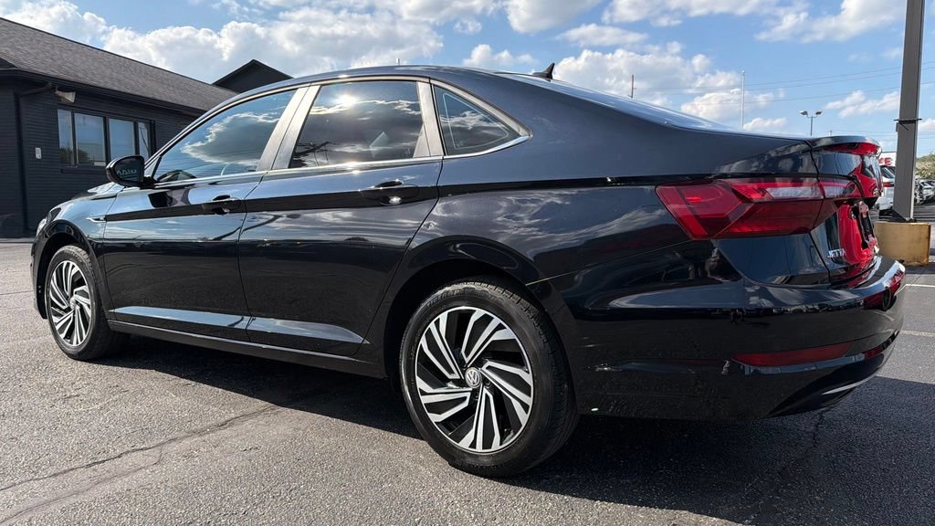 Used 2020 Volkswagen Jetta SEL FWD image 4