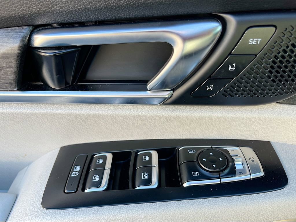 Used 2021 Kia Telluride SX w/ Towing Package image 18