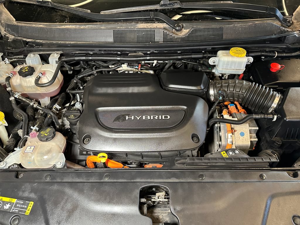 Used 2021 Chrysler Pacifica Touring-L FWD image 24