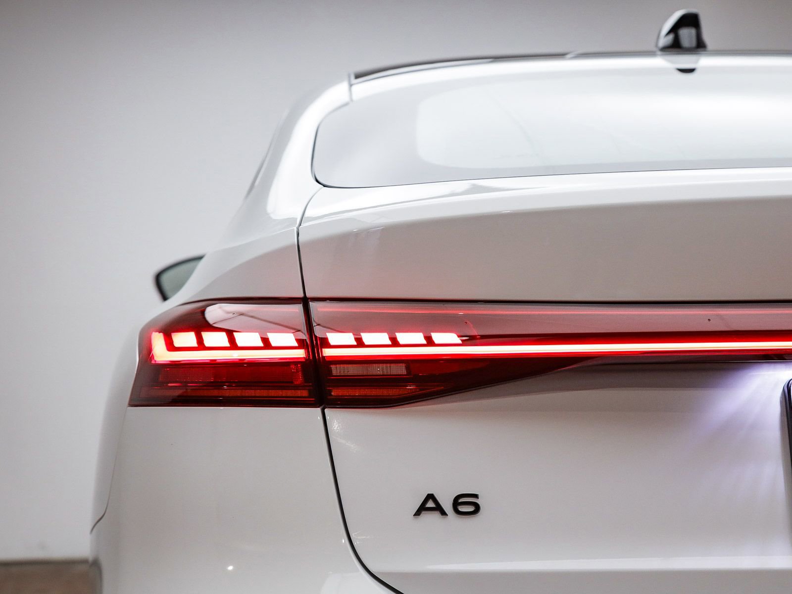 New 2025 Audi A6 e-tron Premium Plus RWD image 10