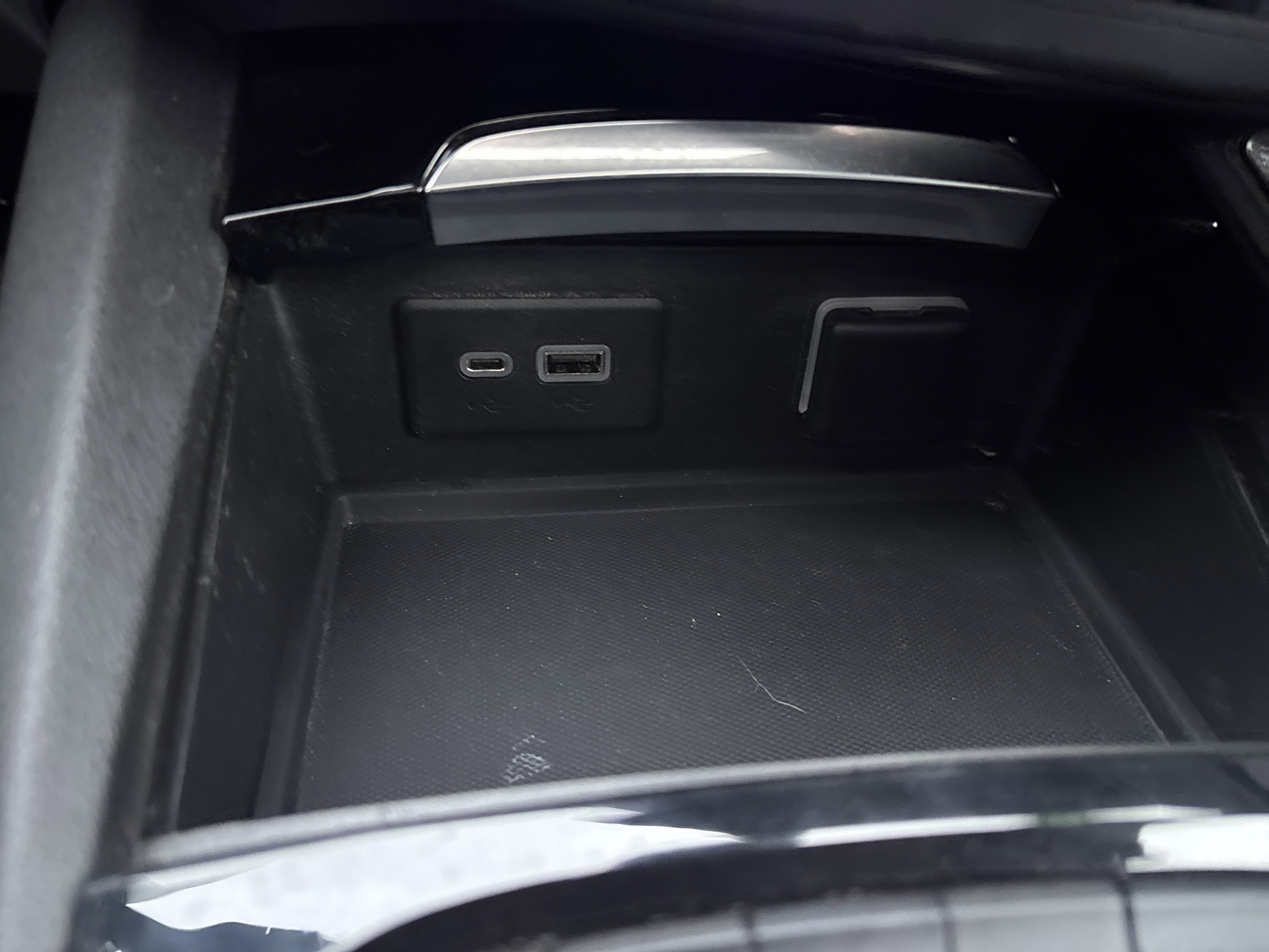 Used 2021 Buick Envision Essence w/ Sport Touring Package image 30