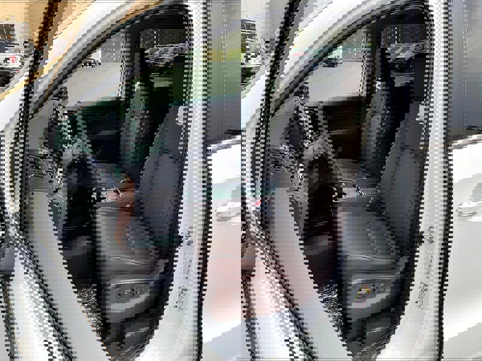 New 2026 Honda Odyssey Touring image 11