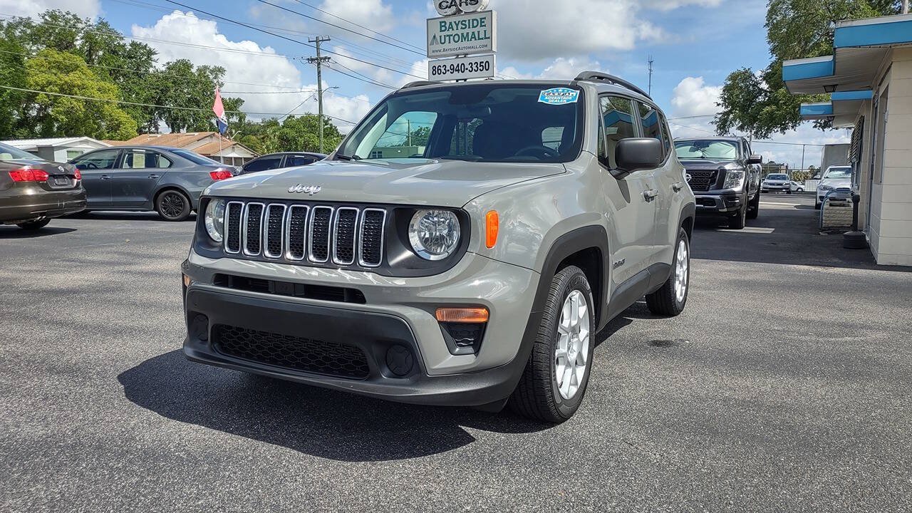 Used 2020 Jeep Renegade Sport w/ Sport Appearance Group FWD image 1