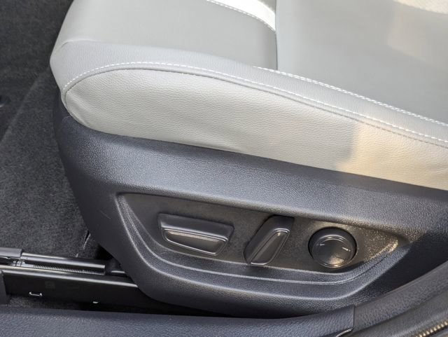 Certified 2025 Toyota Camry SE image 25