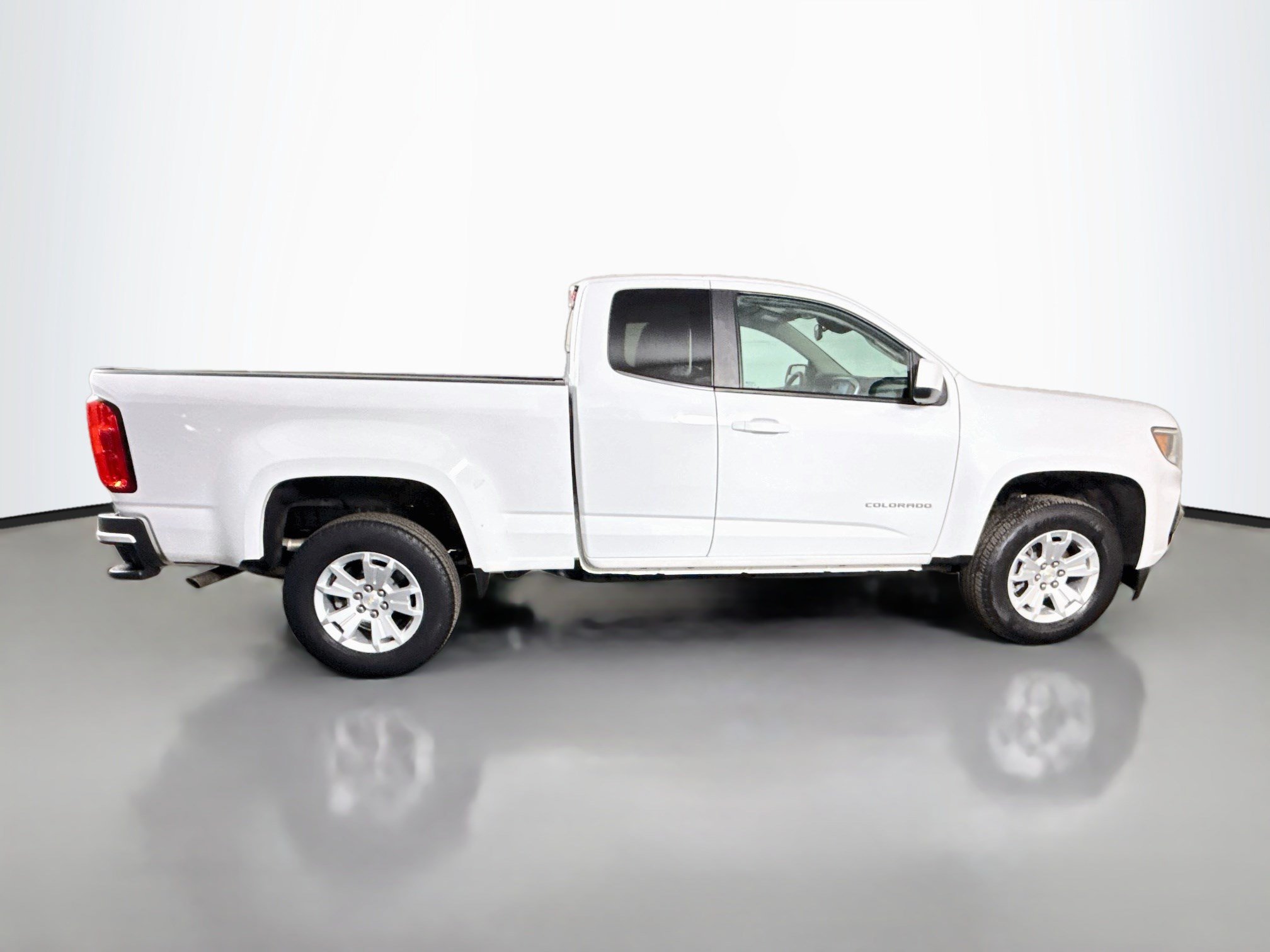 Used 2022 Chevrolet Colorado LT w/ Fleet Safety Package RWD image 11