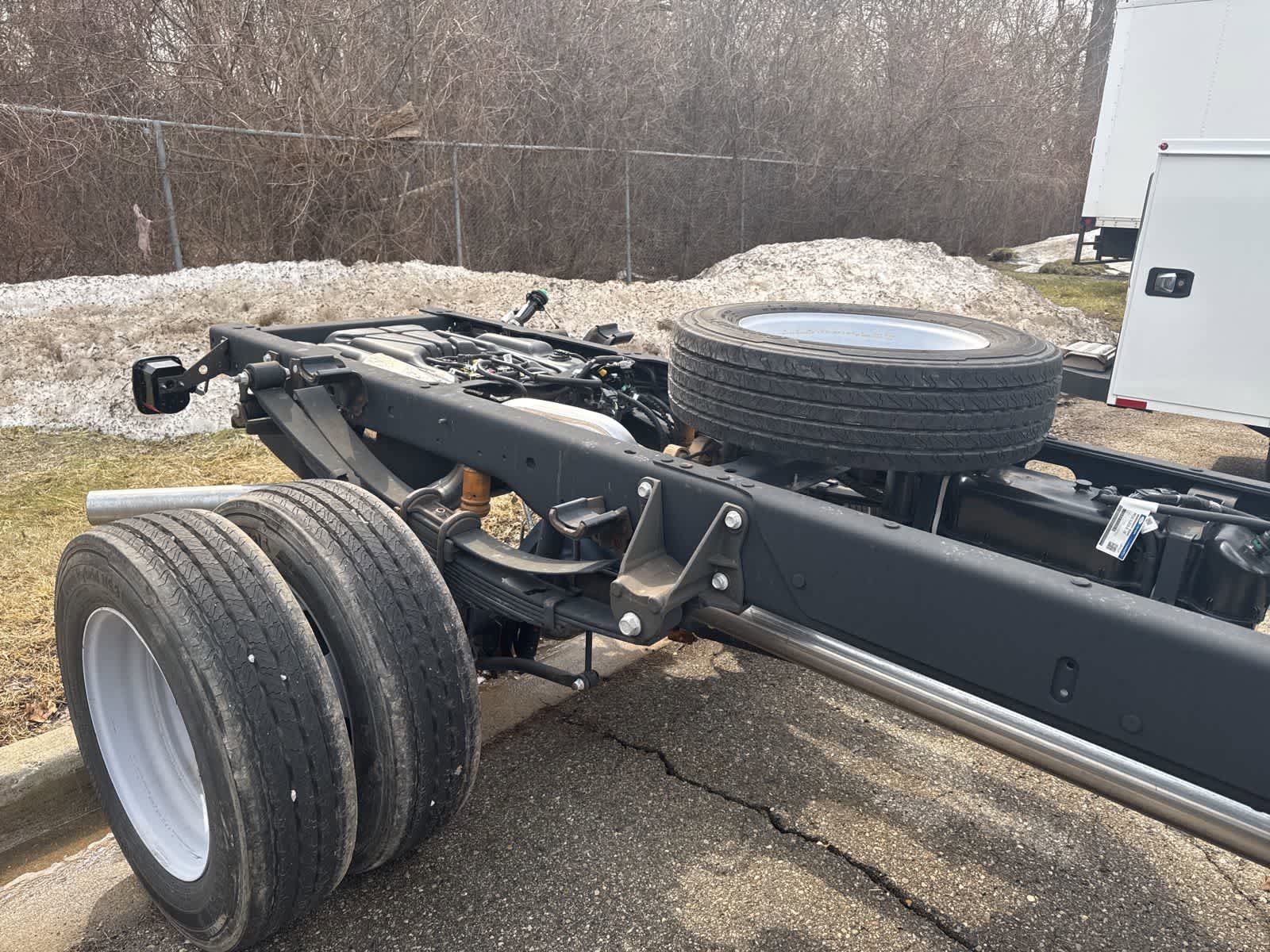 Used 2023 Ford F450 XLT w/ XLT Value Package image 11