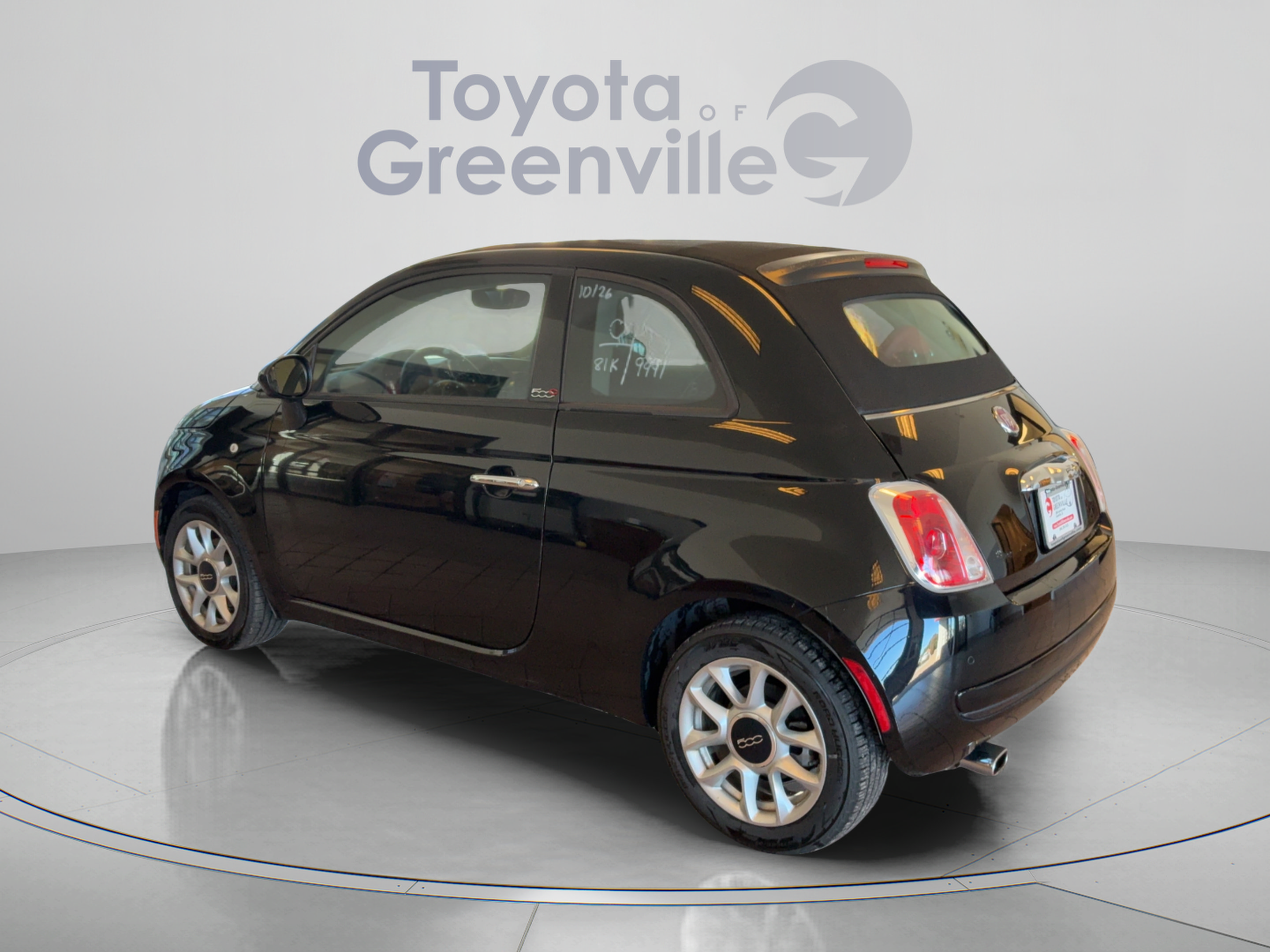 Used 2017 FIAT 500 Pop FWD image 4