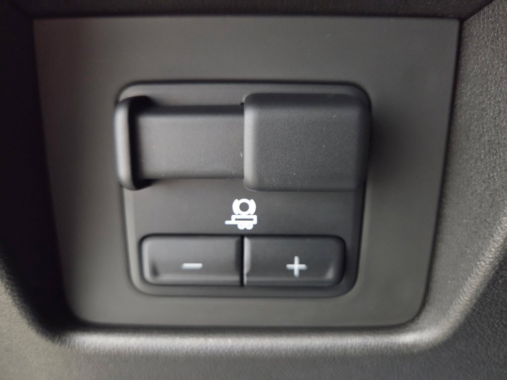 Used 2024 Chevrolet Colorado Trail Boss w/ Advanced Trailering Package AWD/4WD image 36