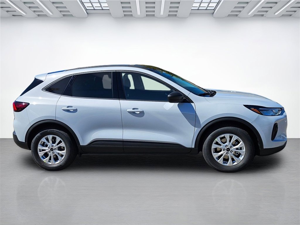New 2026 Ford Escape Active image 4