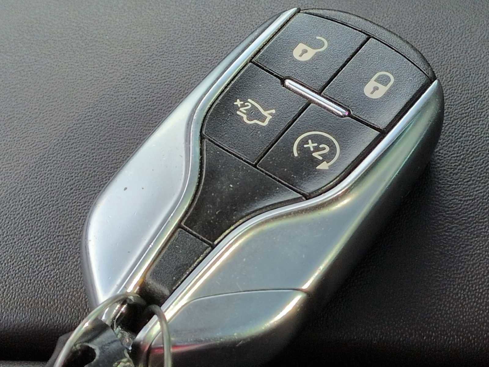 Used 2019 Maserati Levante S GranLusso image 37