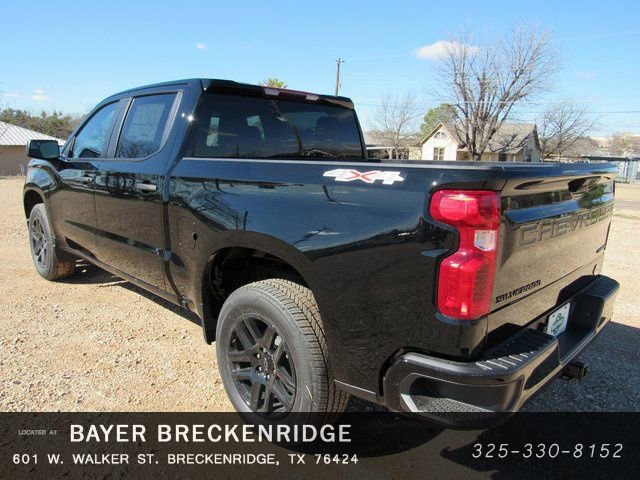 Used 2024 Chevrolet Silverado 1500 Custom w/ LPO, Dark Essentials Package AWD/4WD image 5