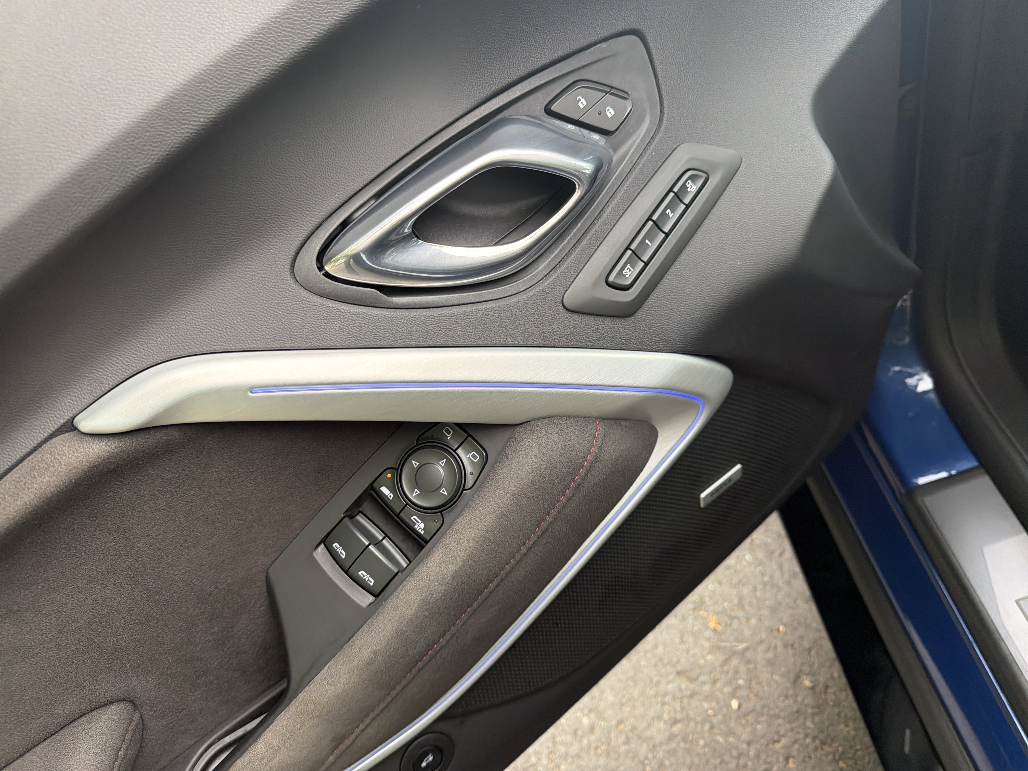 Used 2021 Chevrolet Camaro ZL1 image 16