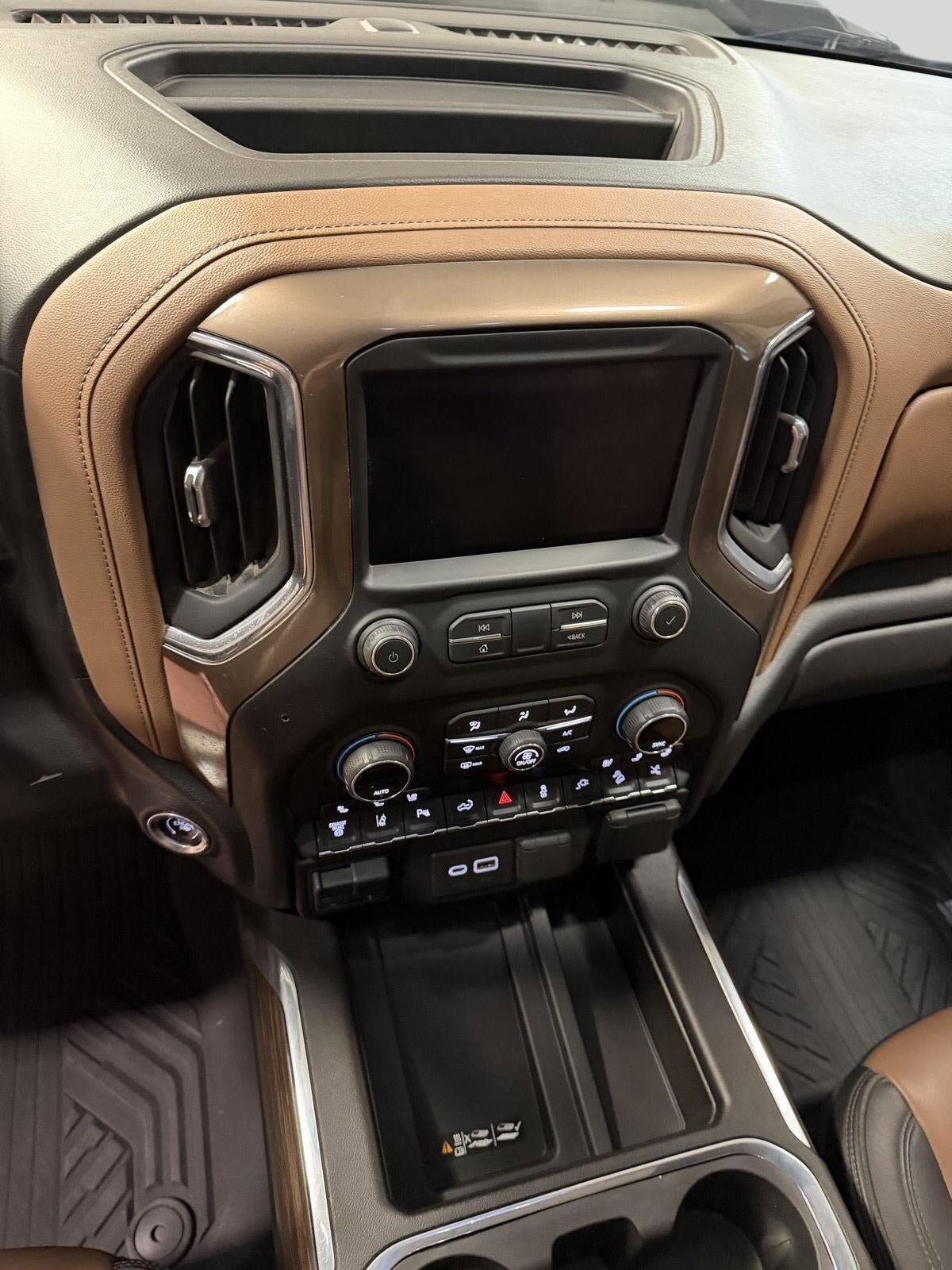 Used 2021 Chevrolet Silverado 3500 High Country w/ Z71 Off-Road Package AWD/4WD image 13