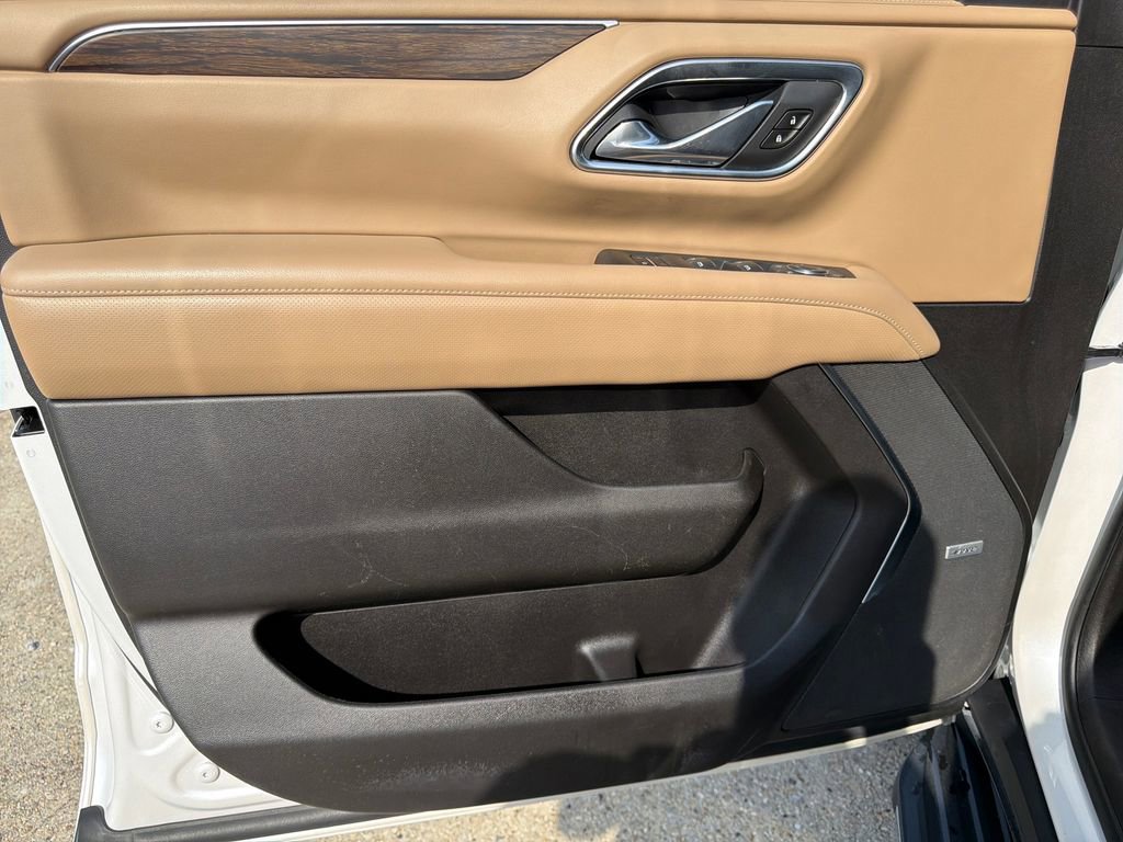 Certified 2021 Chevrolet Tahoe Premier w/ Premium Package RWD image 12