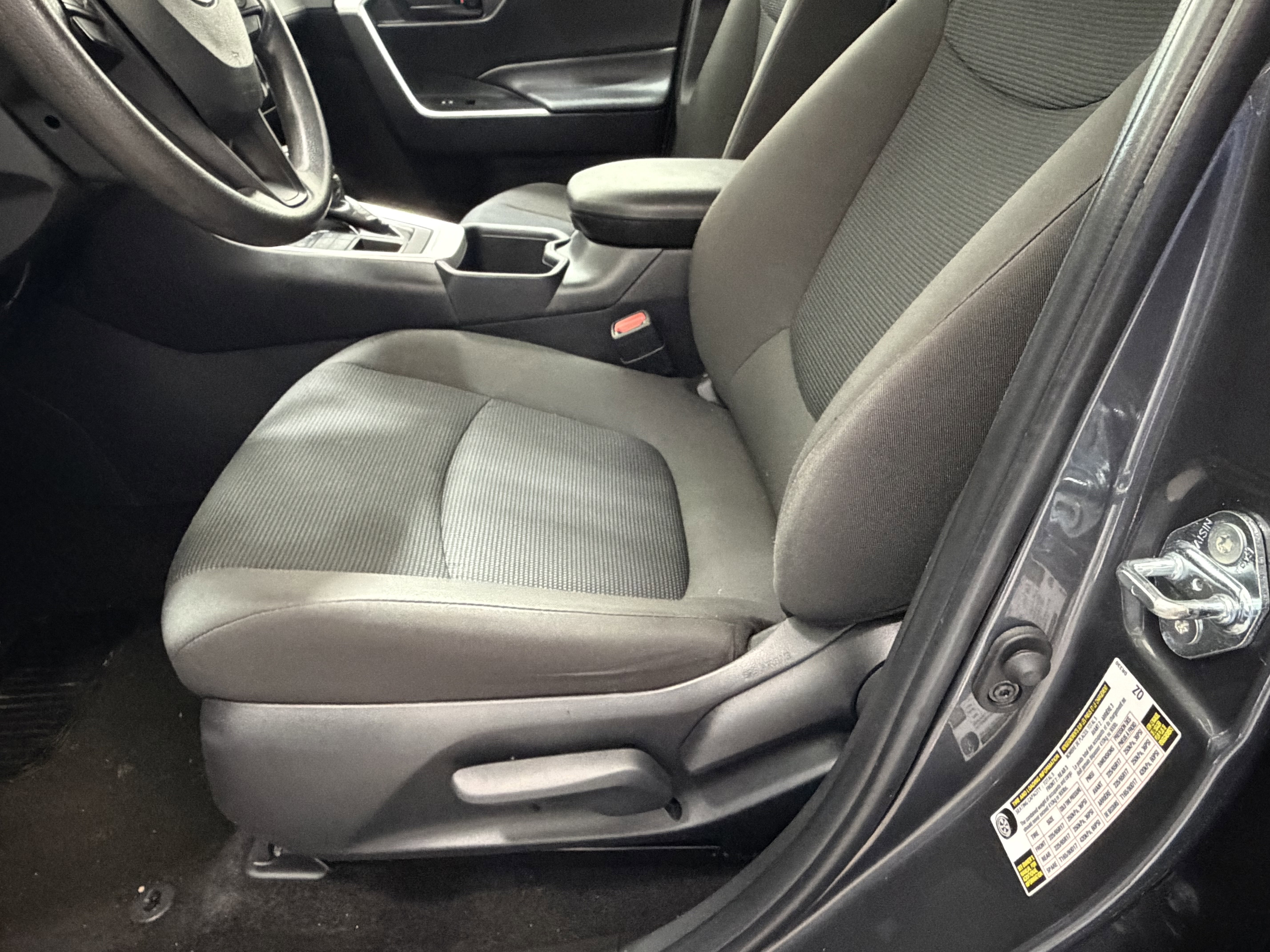 Used 2025 Toyota RAV4 LE AWD/4WD image 12