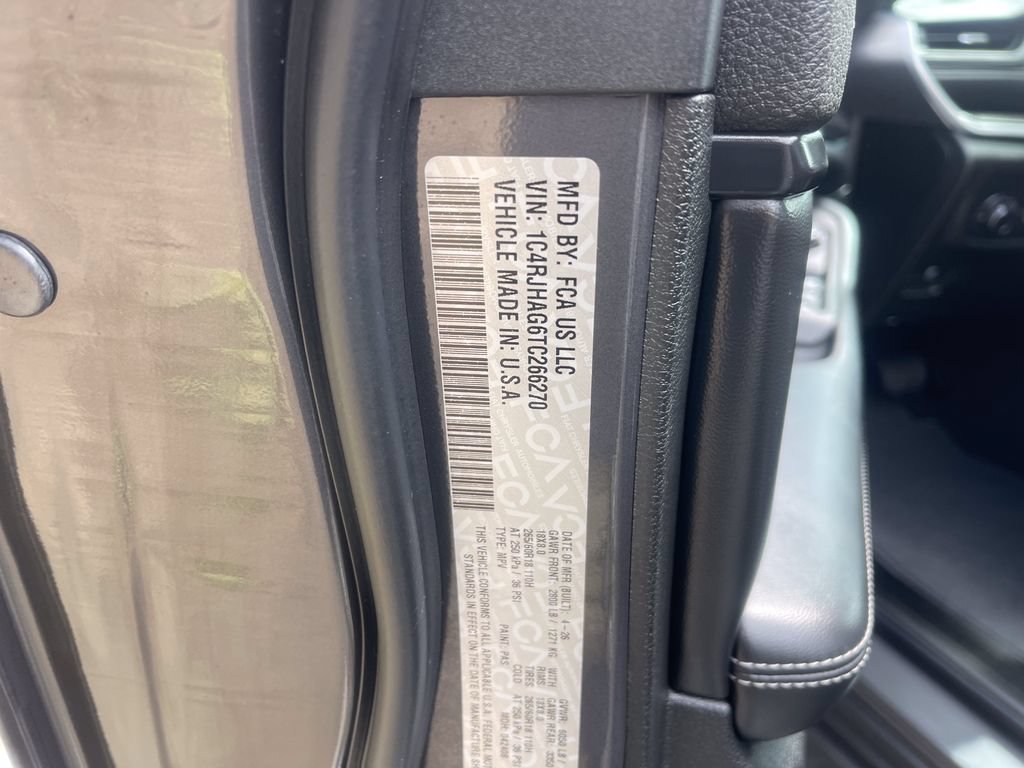 New 2026 Jeep Grand Cherokee Laredo AWD/4WD image 22
