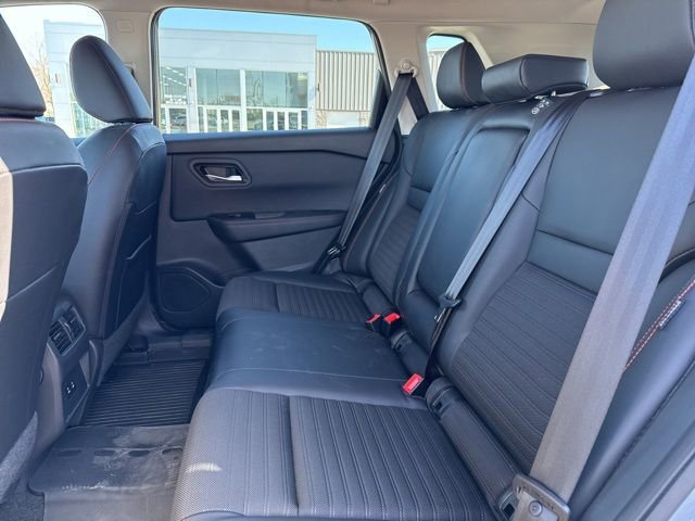 Used 2025 Nissan Rogue Rock Creek w/ Rock Creek Premium Package image 30