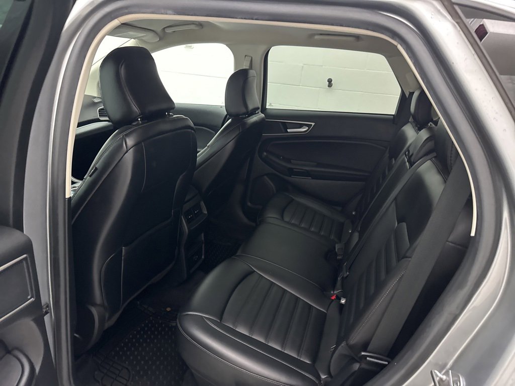 Used 2021 Ford Edge SEL image 33