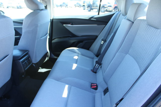 Used 2025 Toyota Camry LE w/ Convenience Package FWD image 34