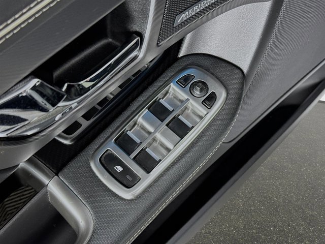 Used 2014 Jaguar XF R-S image 20