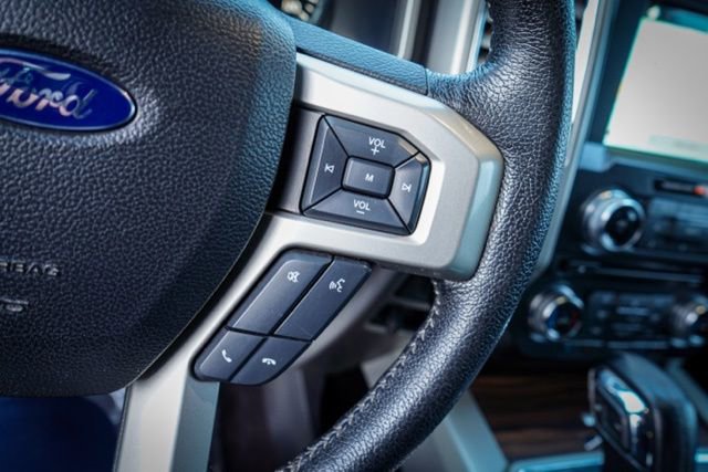 Used 2016 Ford F150 Lariat w/ Equipment Group 502A Luxury AWD/4WD image 25