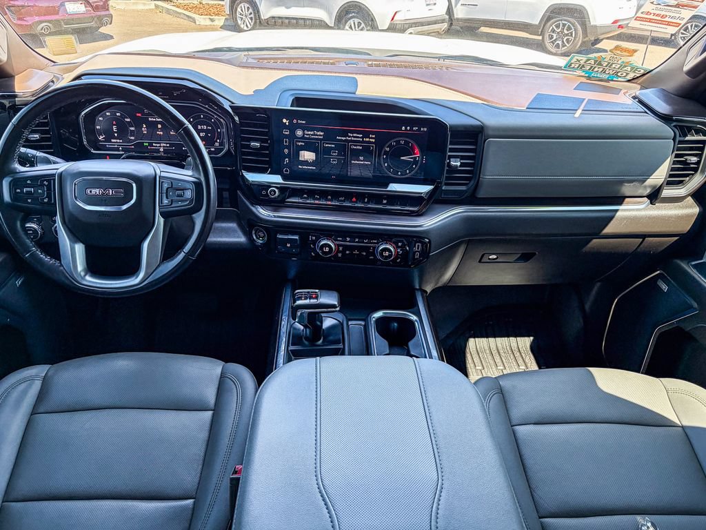 Used 2024 GMC Sierra 1500 SLT w/ SLT Premium Plus Package AWD/4WD image 18