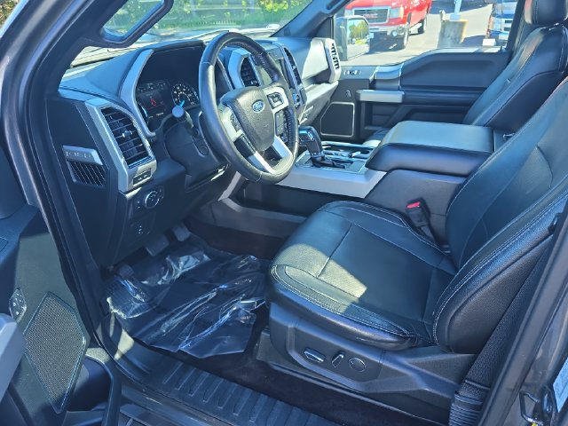 Used 2017 Ford F150 Lariat w/ Equipment Group 502A Luxury AWD/4WD image 10
