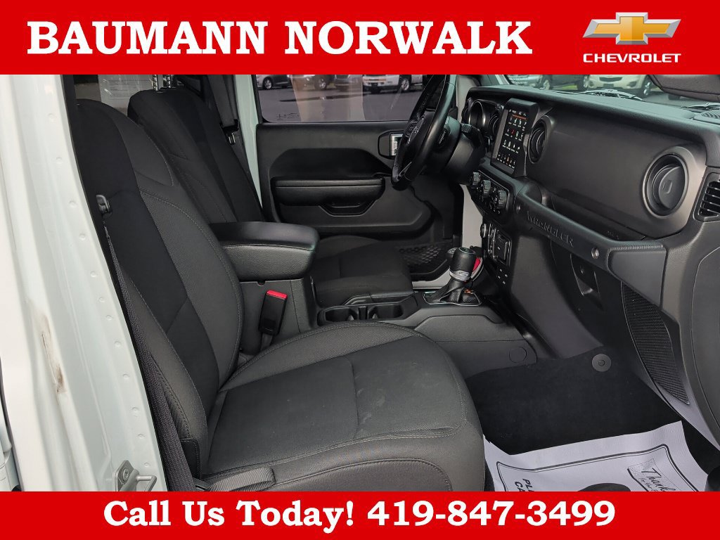 Used 2022 Jeep Wrangler Unlimited Sport AWD/4WD image 36