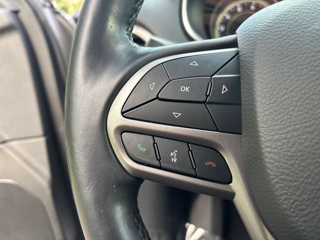 Used 2021 Jeep Cherokee Latitude Lux AWD/4WD image 12
