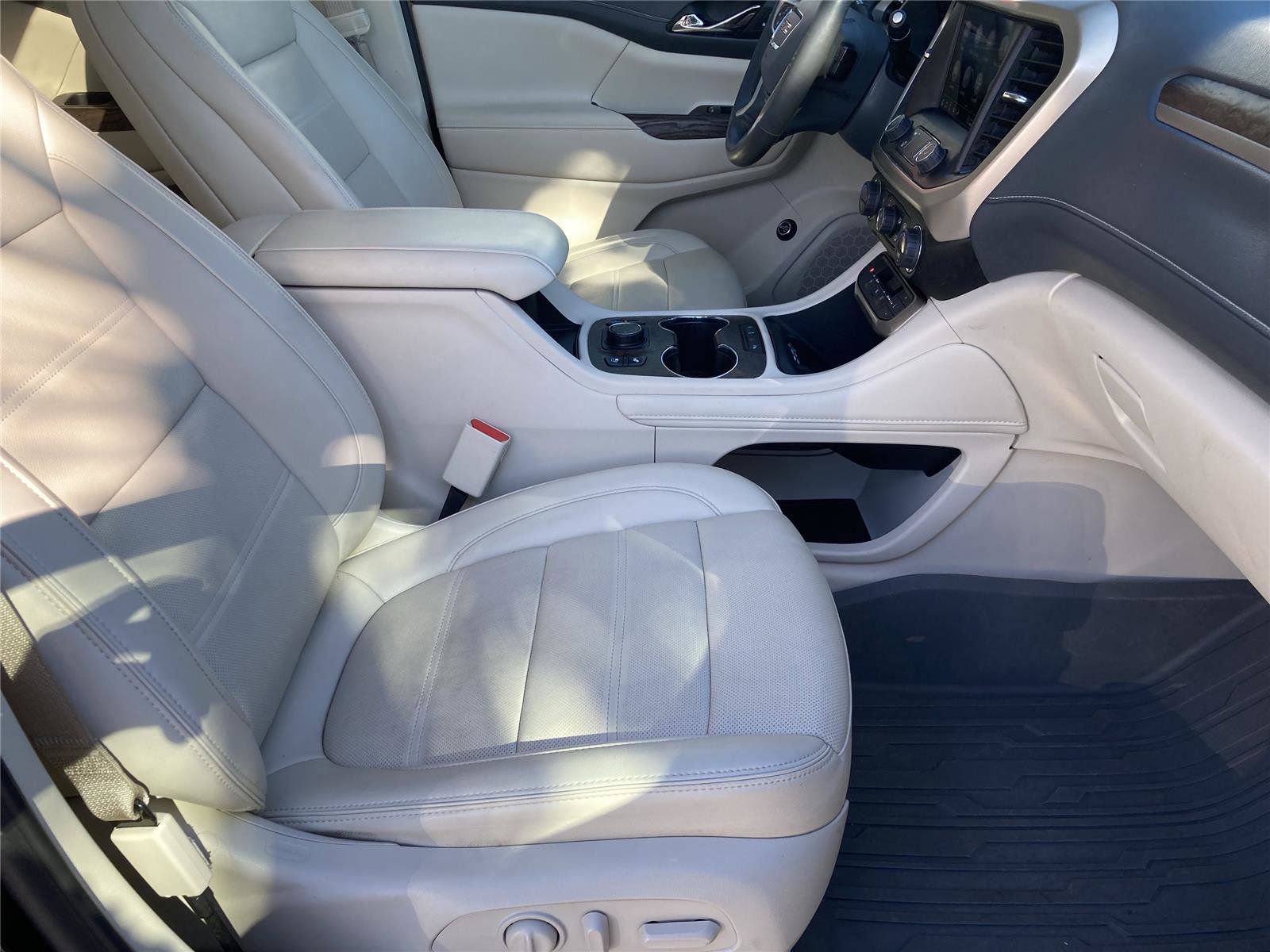 Used 2023 GMC Acadia Denali w/ Denali Ultimate Package image 33