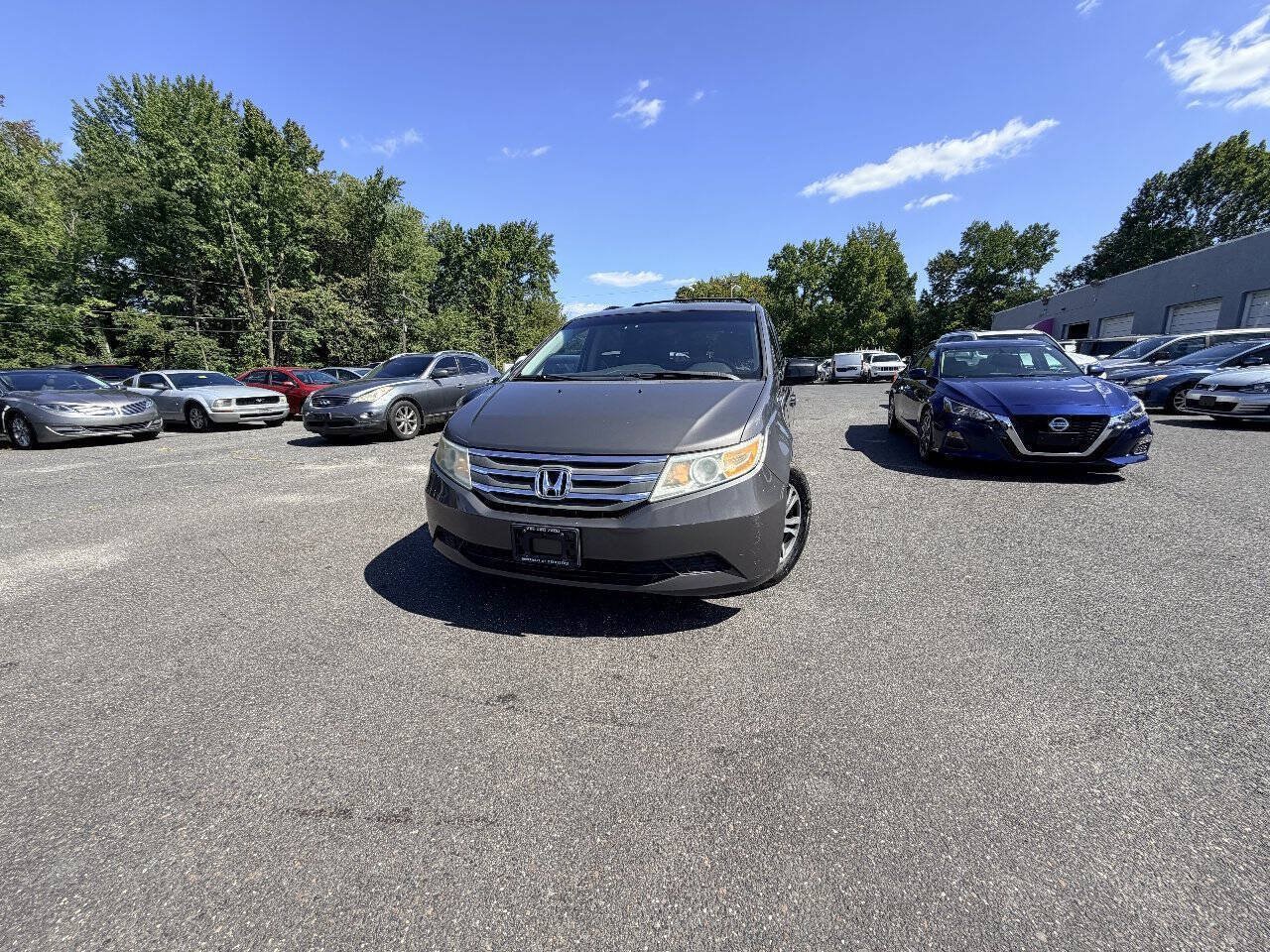 Used 2011 Honda Odyssey EX image 3