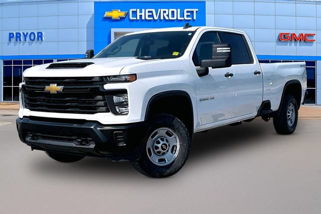 Used 2025 Chevrolet Silverado 2500 W/T w/ WT Convenience Package AWD/4WD image 3