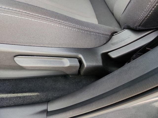 Used 2024 Subaru Crosstrek 2.0i image 14