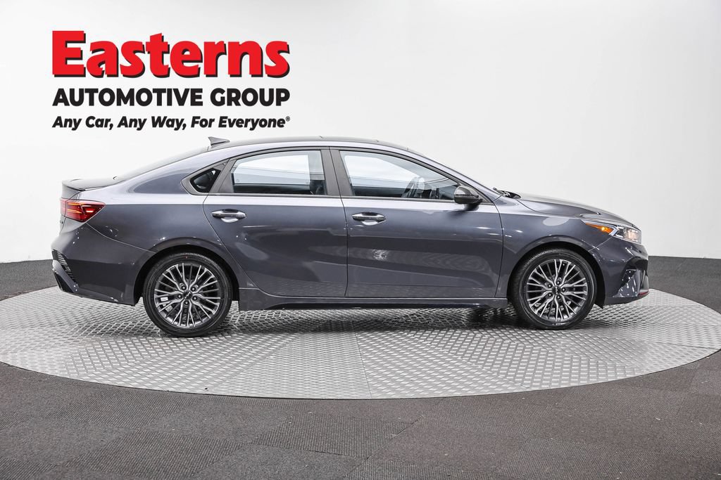 Used 2023 Kia Forte GT-Line w/ GT-Line Premium Package FWD image 6